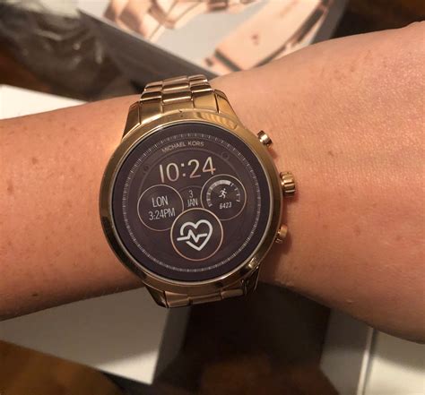 does the michael kors smartwatch work with iphone|Can a Michael Kors Smartwatch Work w.